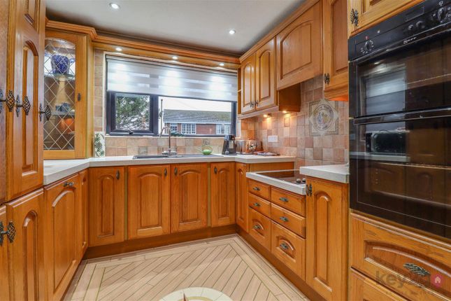 3, Martin Rise, Sheffield photo 2