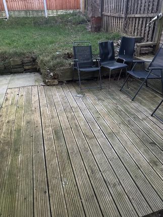 104, Knowles Lane, BRADFORD photo 5