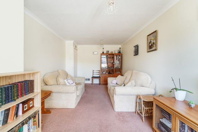 68, Headley Drive, Tadworth photo 4