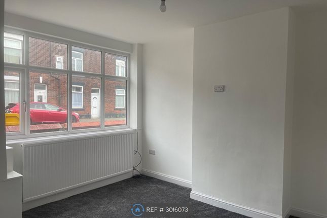 Bright St, Radcliffe, Manchester photo 2