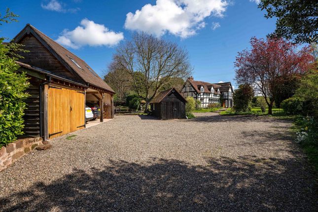 Detached house for sale in Hadley Droitwich Spa, Worcestershire
