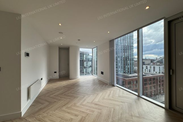 2-bed flat on Bankside, Salford, £400,000