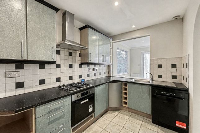 40, Donnington Road, Harrow photo 2