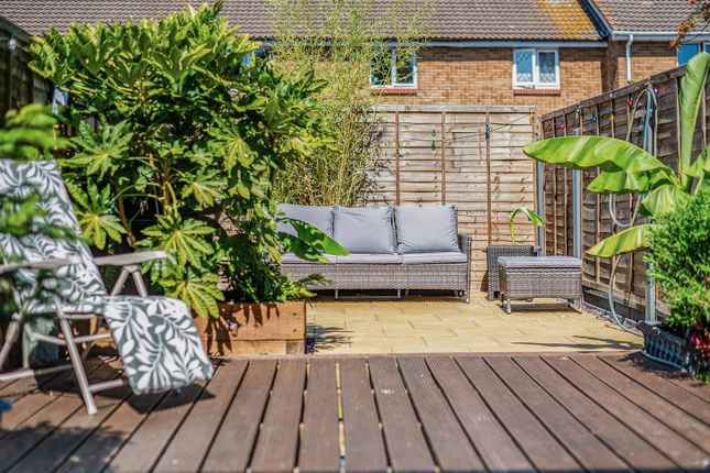 50, Merlin Drive, Portsmouth photo 2