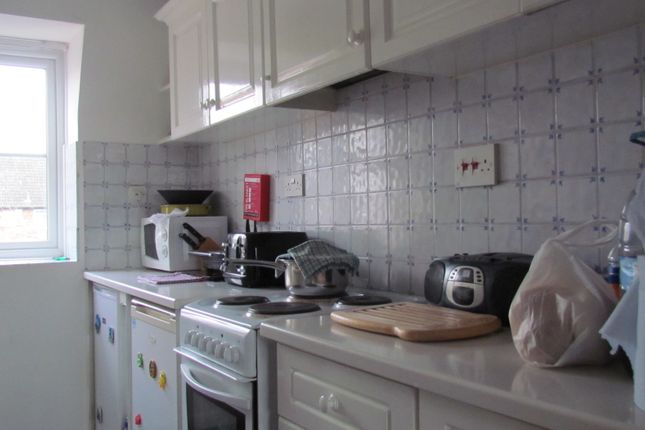 THE FORGE CLOSE , HARLINGTON  photo 4