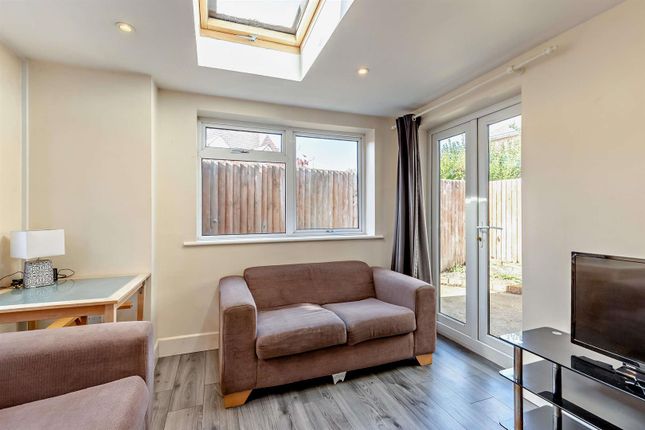 2A, Maple Road, Bournemouth photo 4
