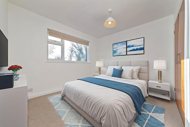 329, The Ridgeway, St. Albans photo 3