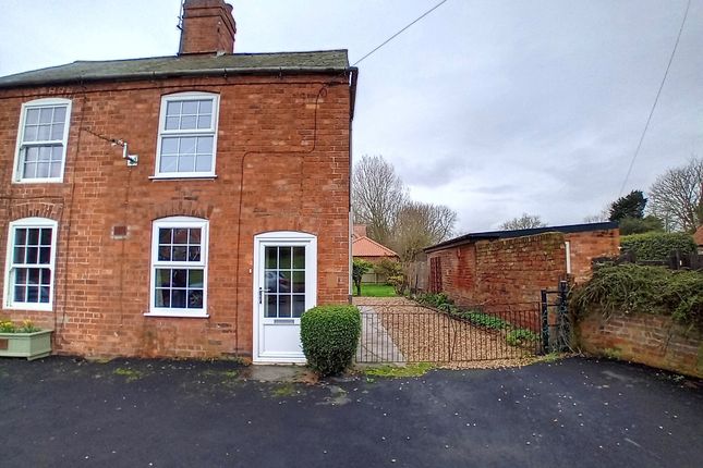 Semi-detached house to rent in Main Street, Dorrington, Lincoln