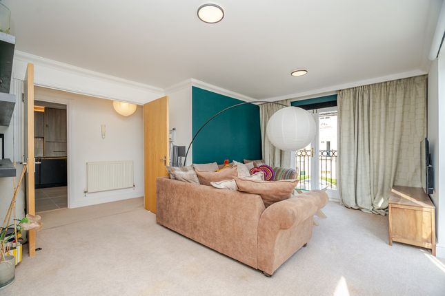 108, Kirkwood Grove, Milton Keynes photo 2
