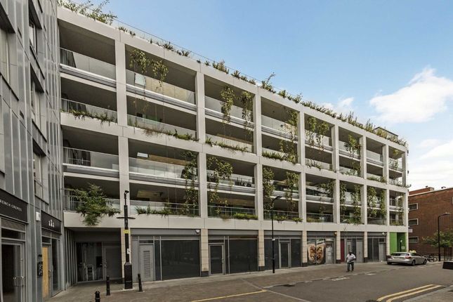 Thumbnail Flat to rent in Ashwin Street, London