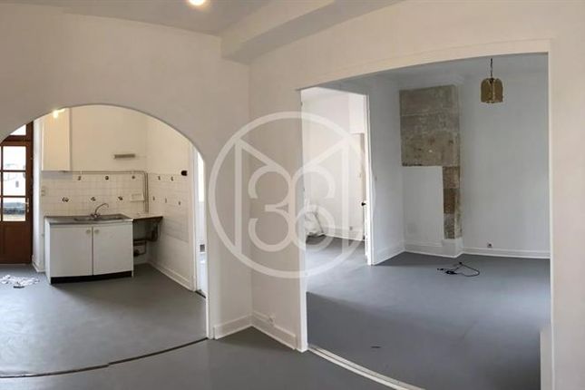 Apartment for sale in Savigne, 86400, France, Poitou-Charentes, Savigné, 86400, France