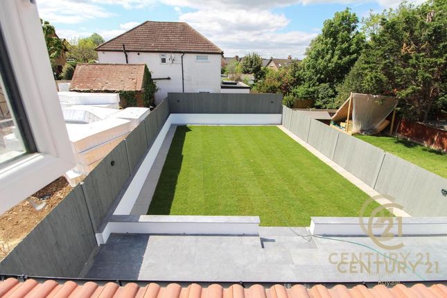 Villiers Avenue, SURBITON photo 5