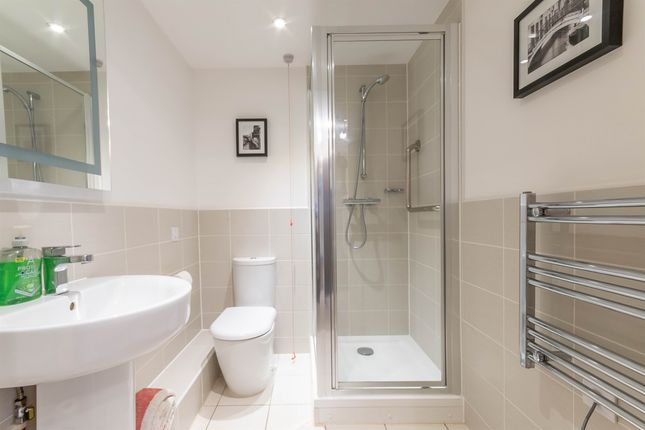 Flat 14, Lawrence Place, White Horse Lane, Maldon photo 4