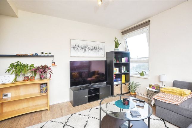 Image of 12 Selworthy House, Battersea Church Road, London, SW11 3NG