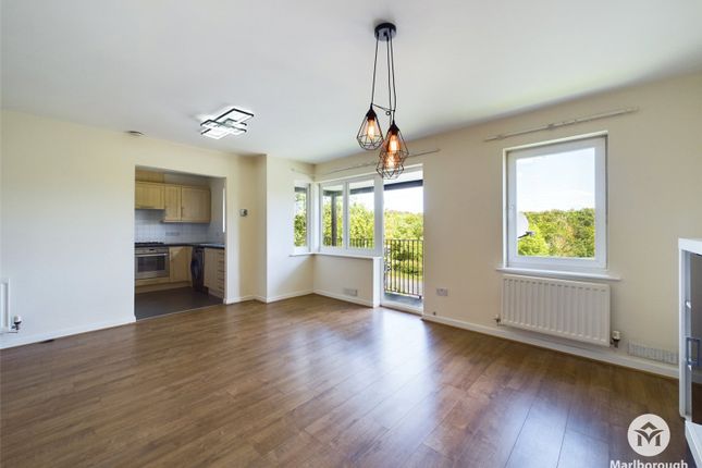 Thumbnail Property to rent in Hawkesbury Close, Chigwell, Essex