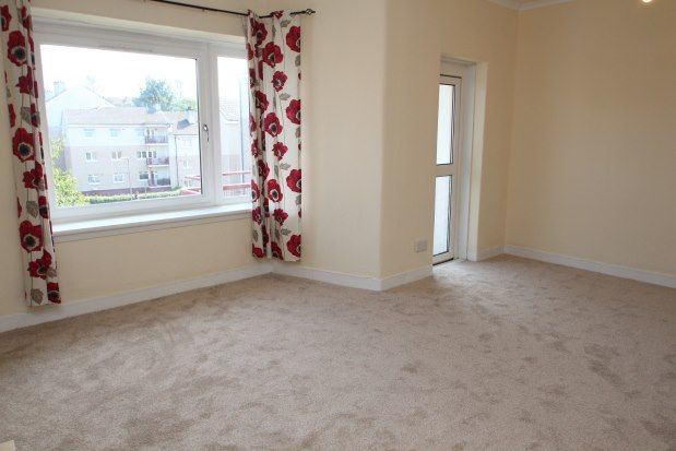 Flat to rent in Banchory Avenue, Glasgow