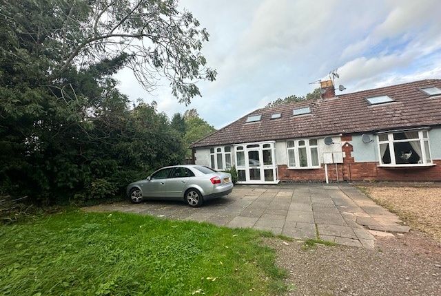 Thumbnail Bungalow to rent in Sports Road, Glenfield, Leicester