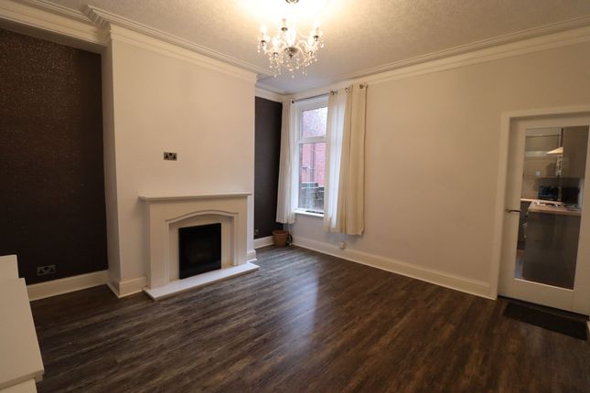 51 London Terrace, Darwen photo 5