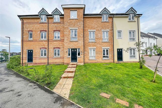 Flat for sale in Old Tram Drive, Roundswell, Barnstaple, North Devon