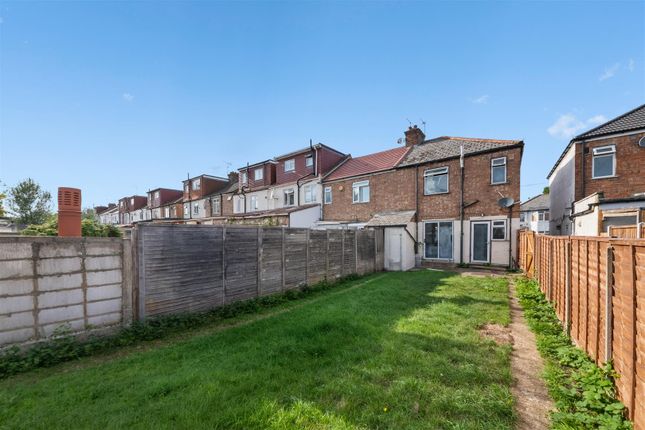 106, Crofts Road, Harrow photo 2