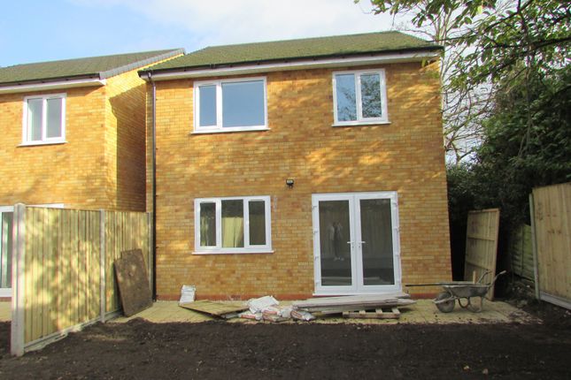 Detached house for sale in Wingate Road, Luton, Bedfordshire