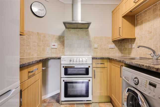 31 Havenfield, Arbury Road, Cambridge photo 2