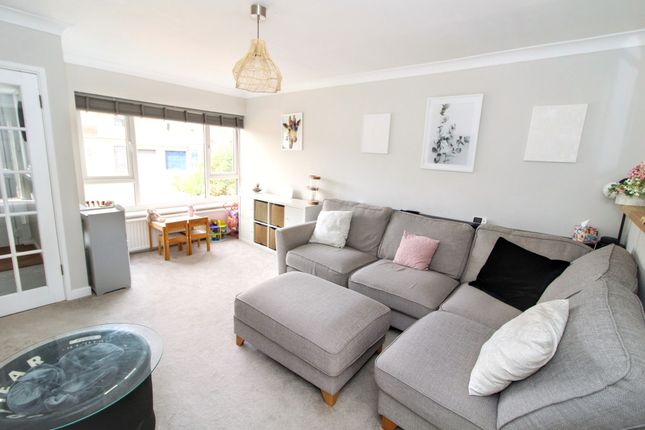 62 Columbine Road, High Wycombe photo 3