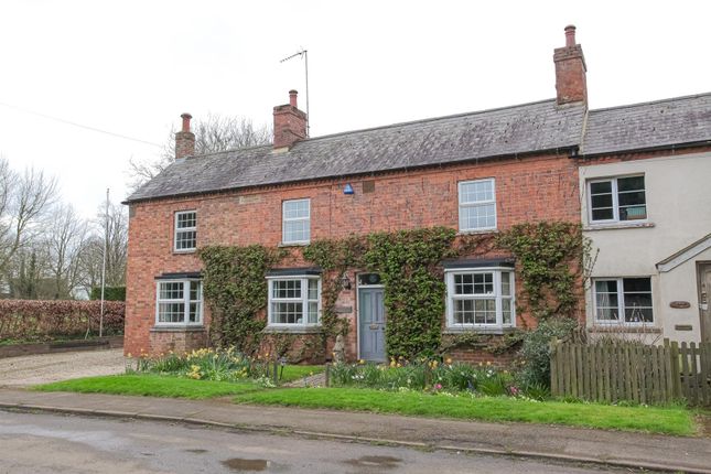 Cottage for sale in Mount Pleasant, Wardington, Banbury