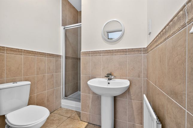120, Mosquito Way, Hatfield photo 3