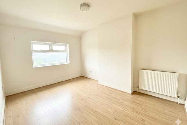 50, New Road, London photo 3