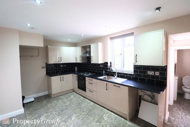 82, Farren Road, Coventry photo 5