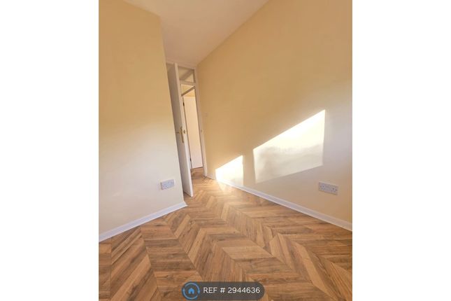 Coleridge Crescent, Hemel Hempstead photo 5