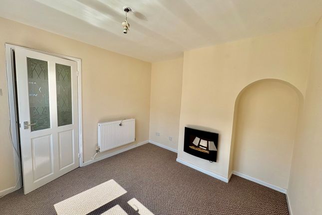 28, Minehead Road, Dudley photo 2