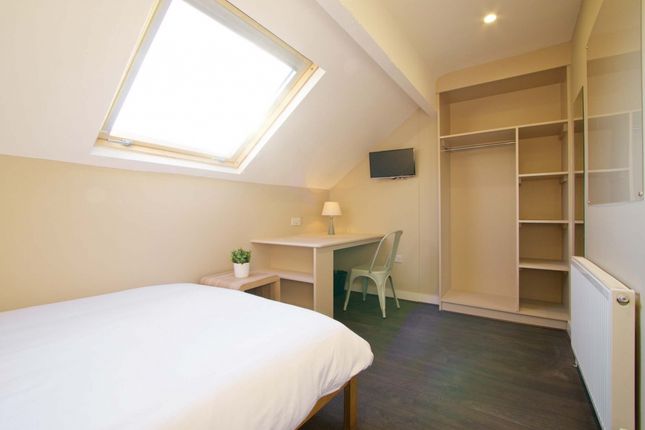 25, Hessle Terrace, Leeds photo 4