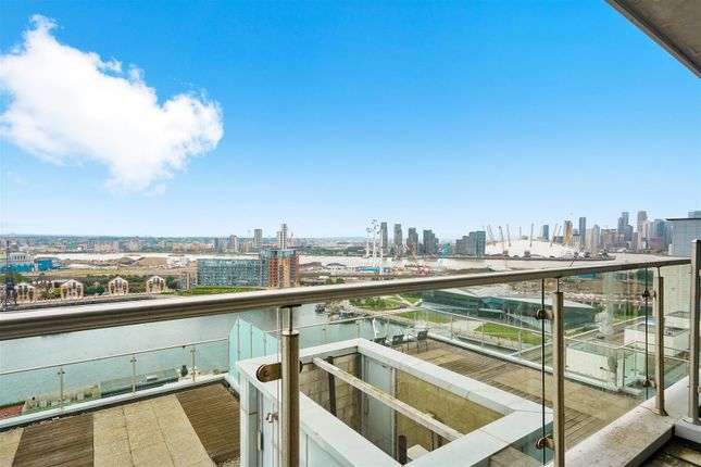 Flat for sale in The Oxygen Apartments, Royal Victoria Dock