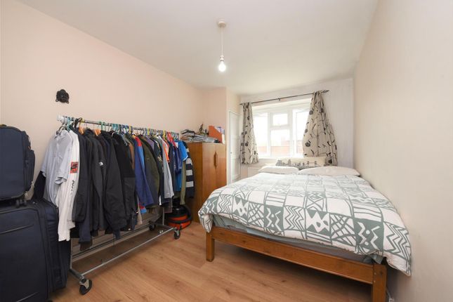 Flat for sale in Lochleven House, East Finchley