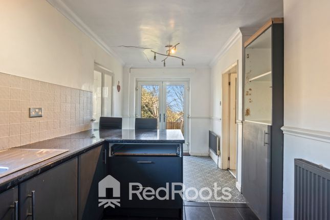 58, Violet Avenue, Doncaster photo 4