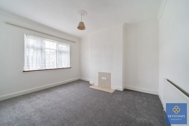 End terrace house for sale in Rush Green Road, Romford