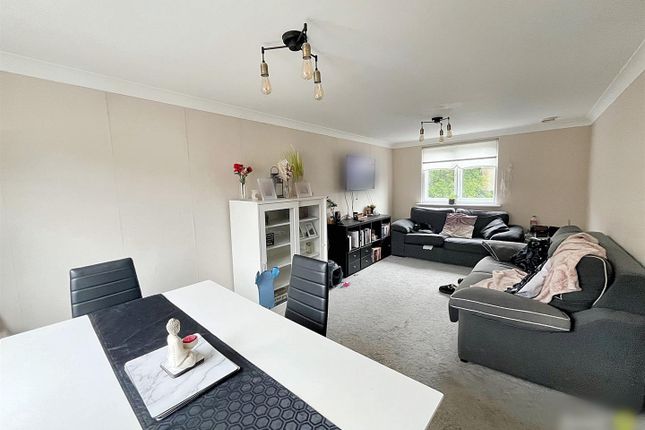 Flat 5 Ty Trist House, Golden Mile View, Newport photo 2