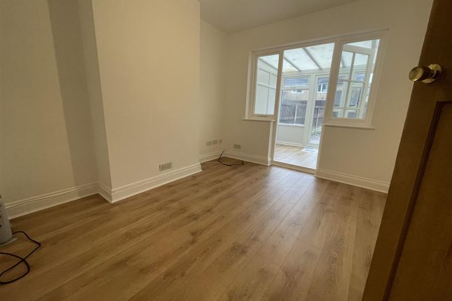 64, Littledale Street, Bedford photo 5