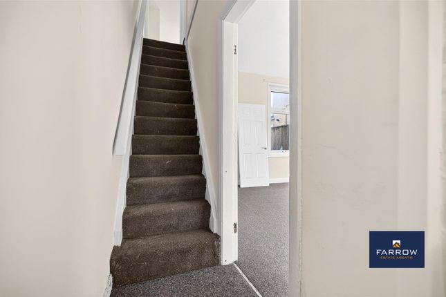 81, Elsenham Road, Grimsby photo 2