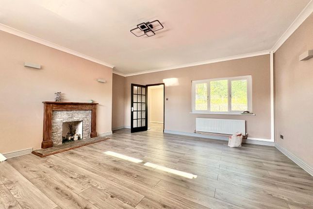 Woodford, Llangunnor, Carmarthen photo 4