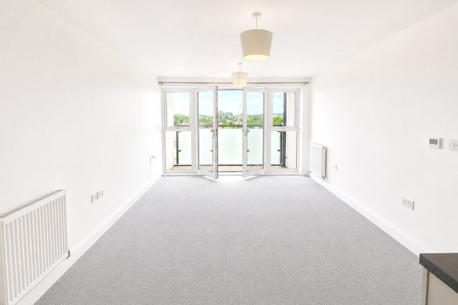 Walsham Court, 63, Perkins Gardens, Ickenham photo 2