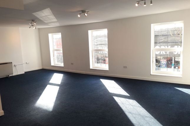 Studio to rent in Charles Street, Milford Haven