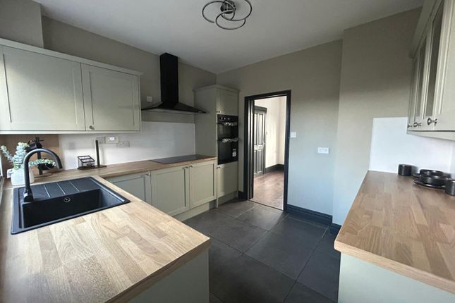 53, Sir Evelyn Road, Rochester photo 2