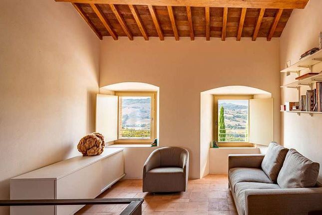 Country house for sale in Volterra, Volterra, Toscana