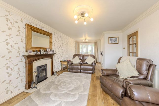Pine Ridge, Birchall Close, Leek, Staffordshire photo 4