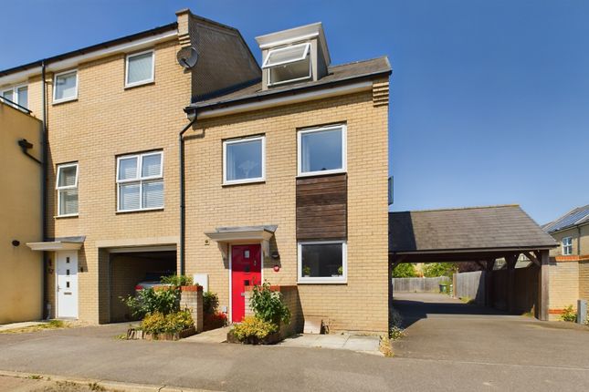 Thumbnail Terraced house for sale in Cranesbill Close, Cambridge