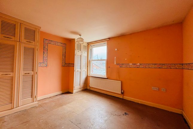 6, Swirles Place, Great Yarmouth photo 3