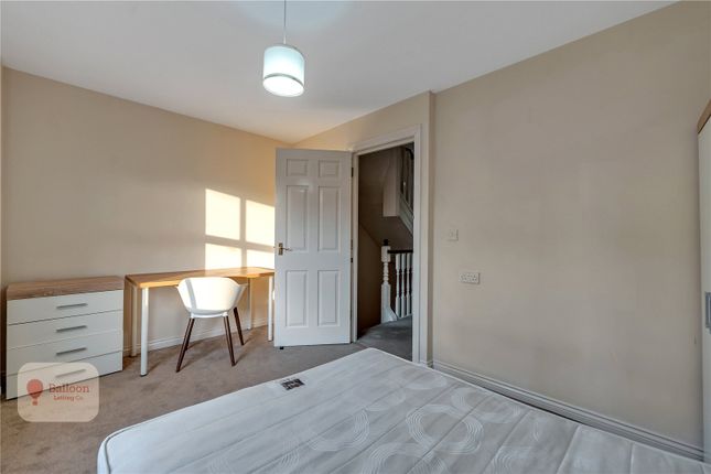Wright Way, Bristol photo 3